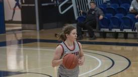 Women’s Basketball: Claire Hyde, Kaylen Evans find a home in backcourt for No. 1-ranked Morton College