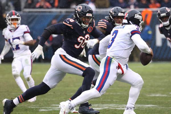 Is the Chicago Bears’ pass rush struggling as much as it seems? Here’s what the numbers say
