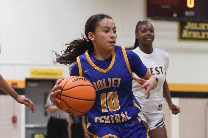 Joliet Central’s Elena Moody drives to the basket against Joliet West on Thursday, Jan 30, 2025 in Joliet.