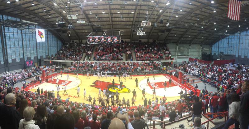 ISU's Horton Fieldhouse came alive for the first time in 34 years Saturday when the Redbirds hosted SIU-E. A packed crowd of 3,420 provided an electric environment for 77-71 Redbird win.