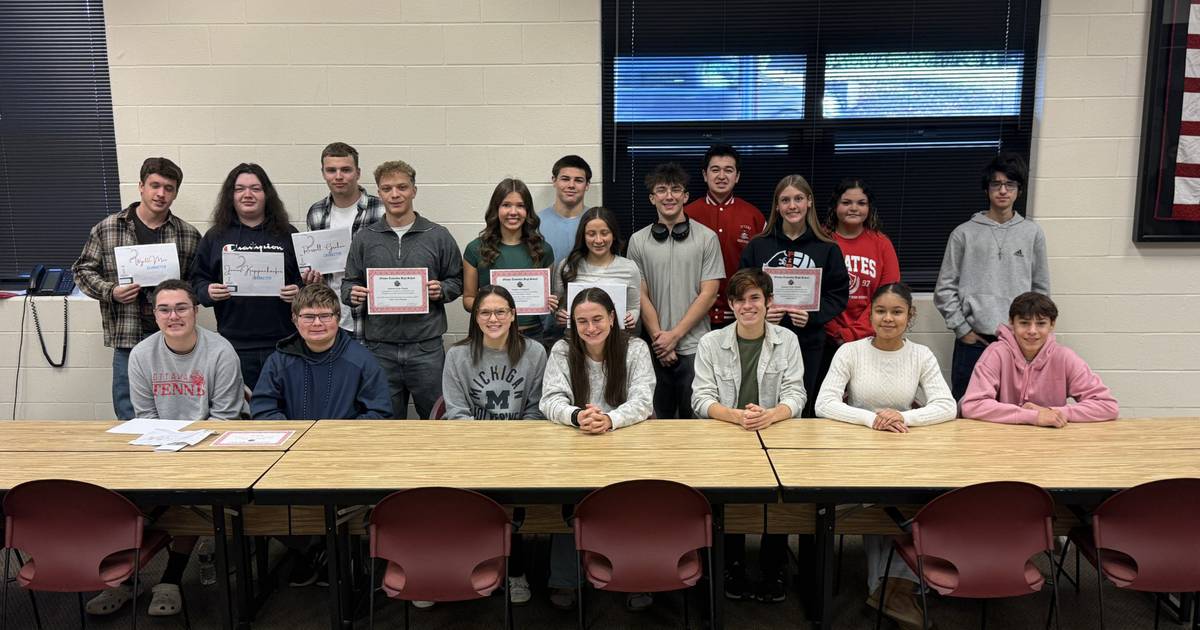 Ottawa Township High School honors students at recognition breakfast
