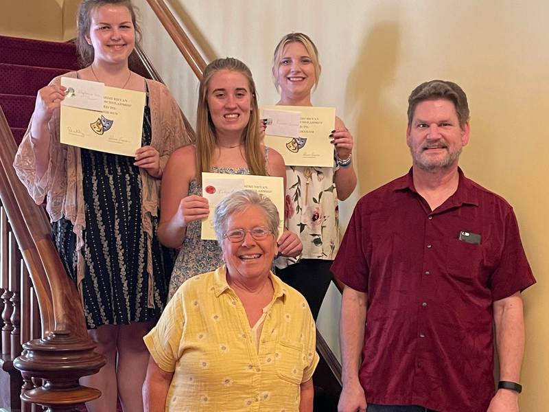 IVT 2022 Mimi Bryan Memorial Scholarship recipients Stephanie Sus, Kendel Graham, Kaitlyn Magoonaugh,  IVT President Darren Whaley, and Mimi Bryan Memorial Scholarship Chairman
 Sharon Pagoria
