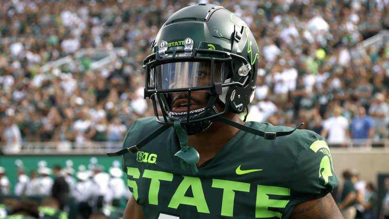 Michigan State's Powers Warren plays during an NCAA football game on Saturday, Sept. 10, 2022, in East Lansing, Mich. (AP Photo/Al Goldis)