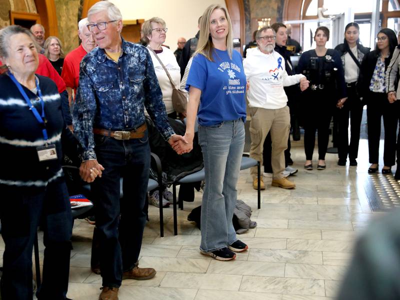 Kane CASA to host annual Hands Around the Courthouse