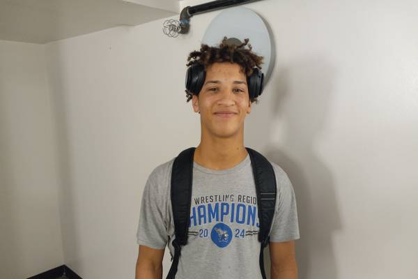 Lincoln-Way East downs host Bradley-Bourbonnais 59-20 in SWSC dual