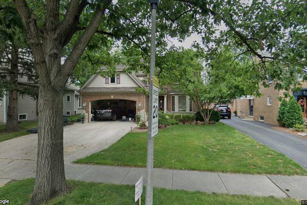 Single-family home sells in Elmhurst for $1.28 million