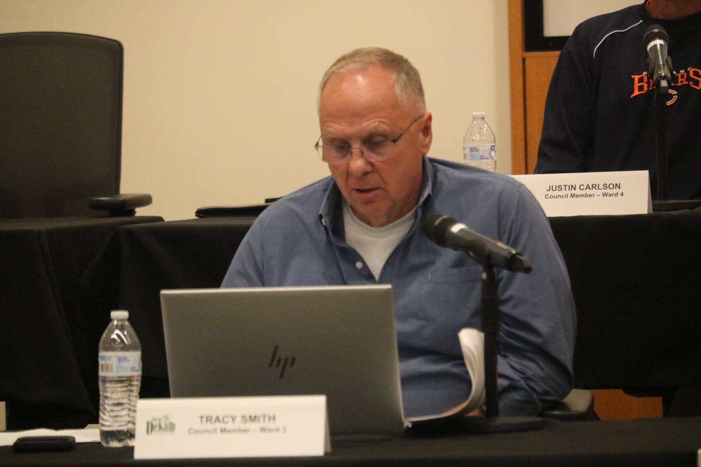 DeKalb 3rd Ward Alderman Tracy Smith speaks in opposition to Donato Solar's plans during a Sept. 8, 2025, meeting of the DeKalb City Council.