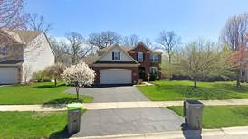 Single-family home sells in Sugar Grove for $474,500