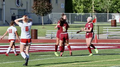 Soccer: Morris girls blank Streator to advance in sectional
