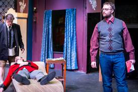 Stage Coach Players performances of ‘The Play That Goes Wrong’ begin April 9