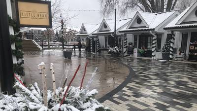 First Christmas season for McHenry’s tiny Riverwalk Shoppes