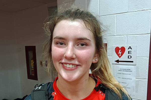 Lucy Tierney’s go-ahead buzzer beater lifts Benet past Fremd at Montini Christmas Tournament
