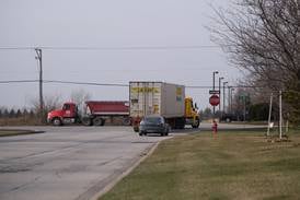 Joliet activates traffic light on Route 53 near business park