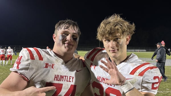 Huntley’s Chase Hojnacki runs for 5 touchdowns in win over Hampshire