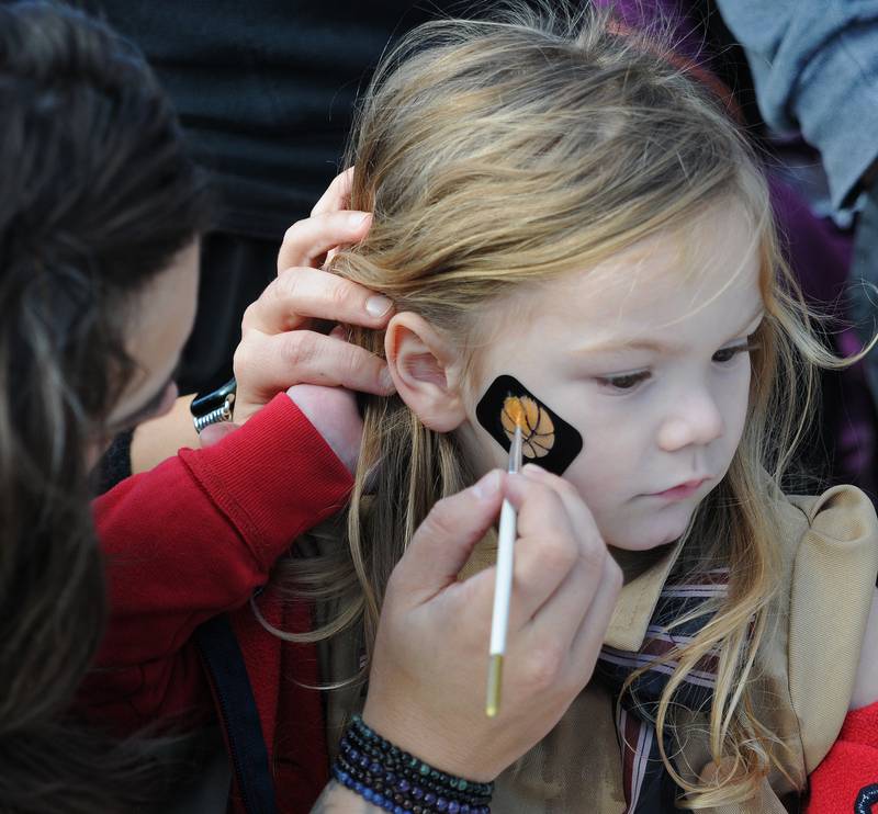 Photos Ottawa hosts Halloween costume parade, activities Shaw Local