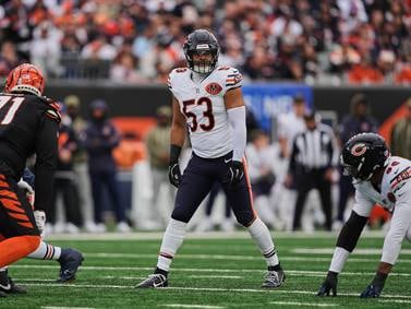 Chicago Bears injury report: T.J. Edwards out against Giants after hand surgery