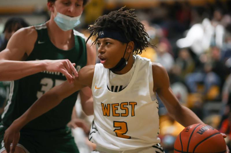 Joliet West’s Jeremiah Fears makes a move along the baseline against Plainfield Central. Friday, Jan. 28, 2022 in Joliet.