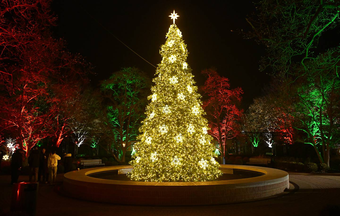 Christmas at Cantigny returns for its third season Friday.