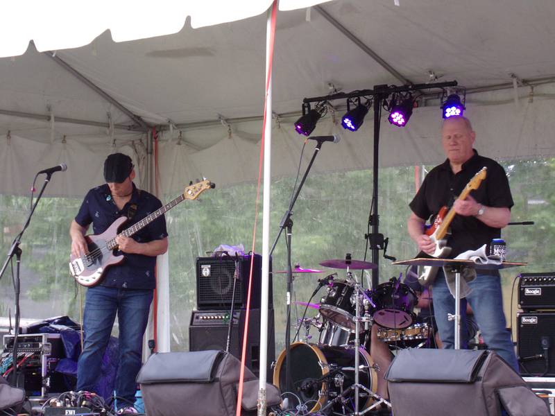 Crossroads performs Saturday, June 4, 2022, at the La Salle Music and Art Festival in Pulaski Park.