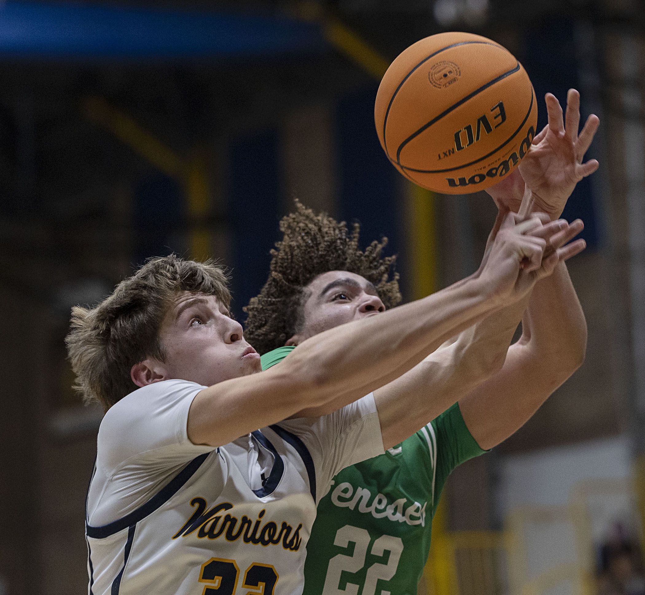 Sterling’s Jack Saathoff battles with Geneseo’s Jaydon Burrage on Friday, Dec. 5, 2025.