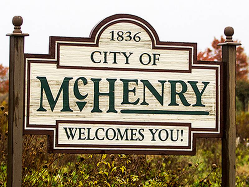 Entry sign for McHenry, Illinois