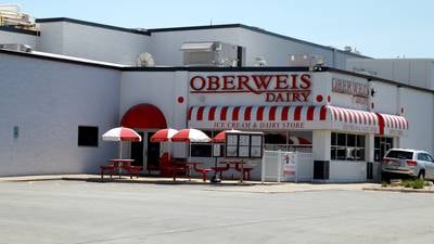 Oberweis Dairy laying off workers after filing for bankruptcy 