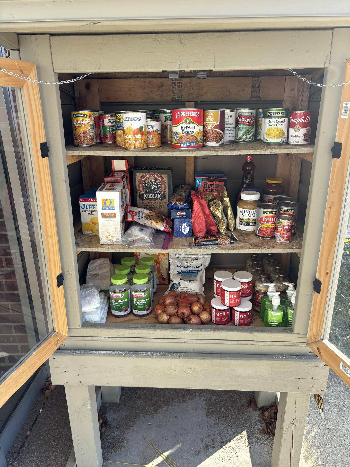 Food collected by Hufford I.E. students.