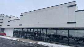 Hampshire couple opens gym in DeKalb