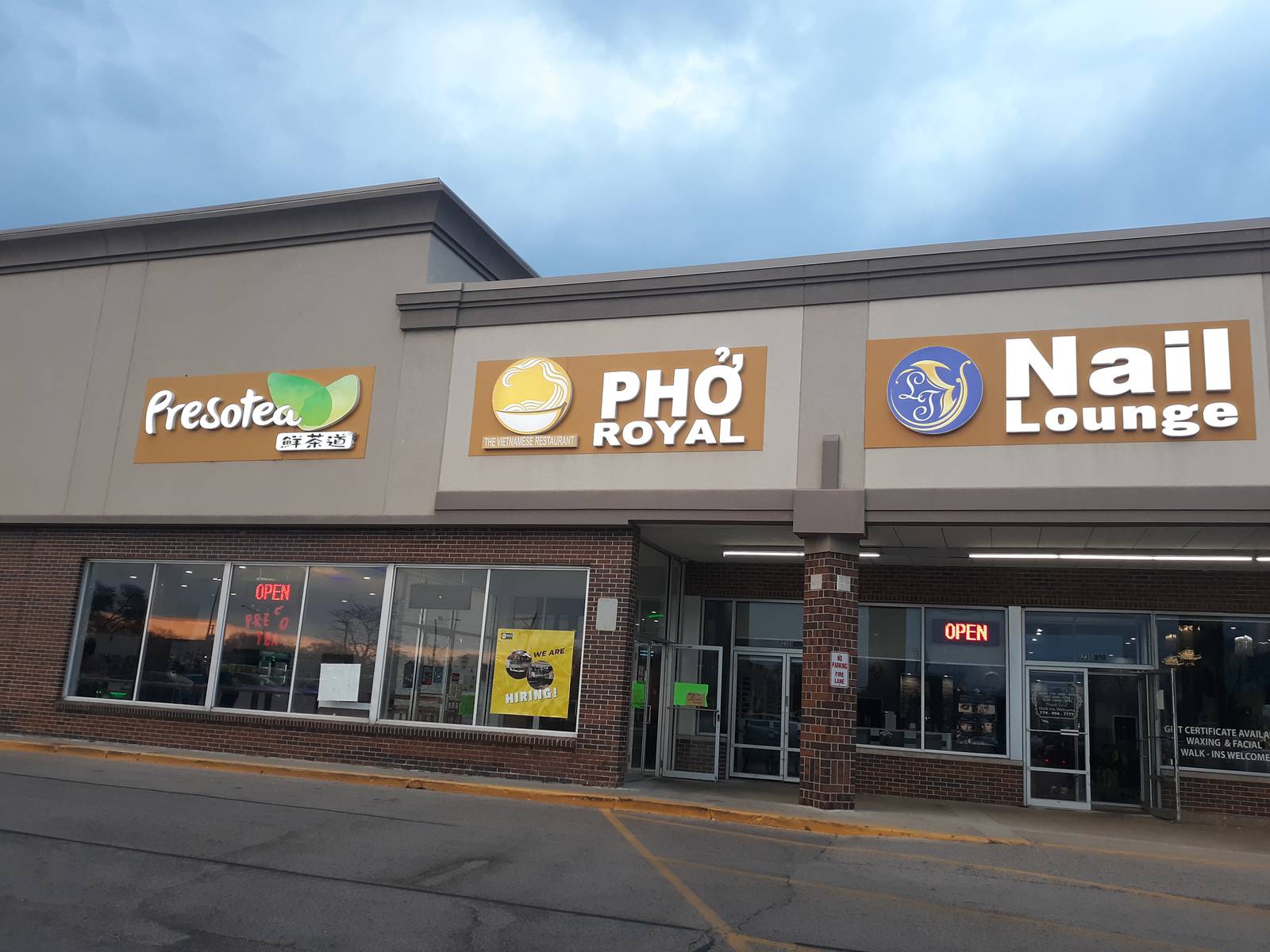 Mystery Diner Pho Royal in Crystal Lake a destination for fresh