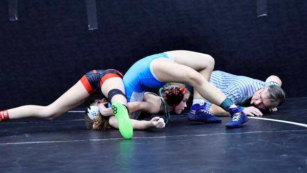 Photos: EP hosts inaugural girls wrestling tournament