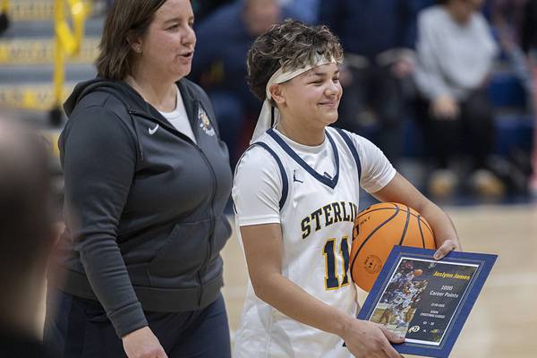 Sterling goes wire to wire to close regular season with win over Moline