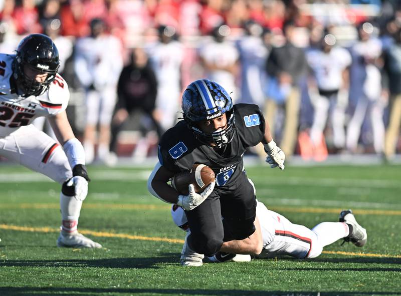 Lincoln-Way East's Nuri Muhammad (6) runs the ball during the IHSA class 8A semifinals playoff game against Barrington on Saturday, Nov. 18, 2023, at Frankfort. (Dean Reid for Shaw Local News Network)