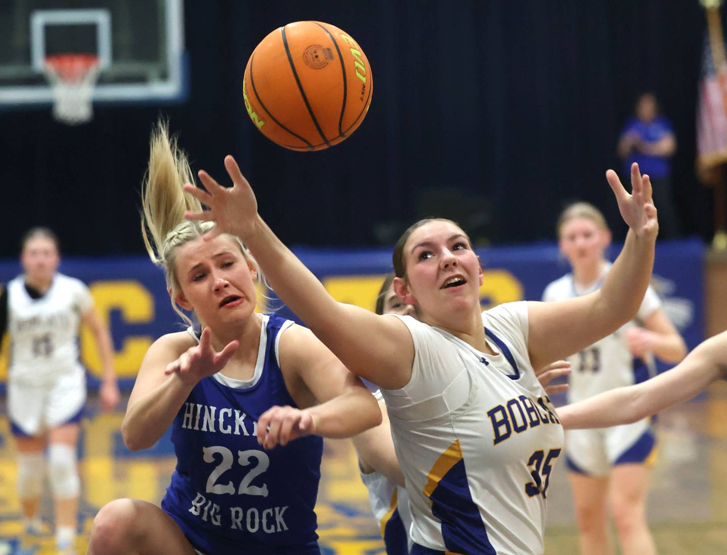 Hinckley-Big Rock's Anna Herrmann and Somonauk/Leland’s Kennedy Barshinger go after a rebound during their game Thursday, Jan. 15, 2026, at Somonauk High School.