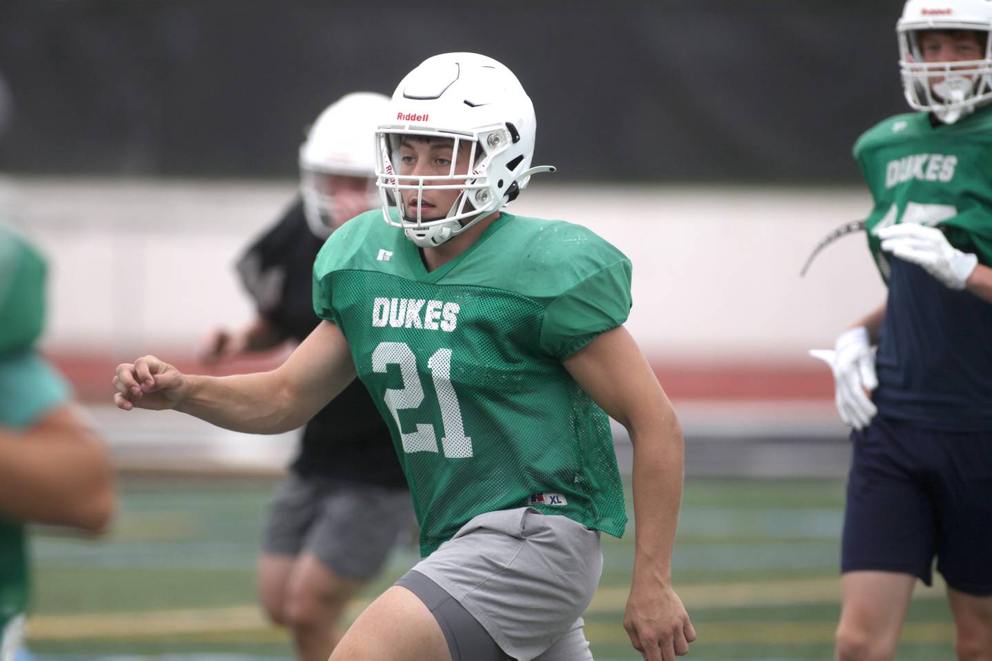York’s Cole Ostendorf runs a drill during practice at the Elmhurst school on Wednesday, Aug. 9, 2023.