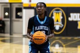 Big night from Layla Lesure lifts Plainfield South girls past Joliet West