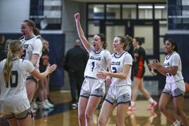 Photos: Oswego East vs. Minooka girls basketball