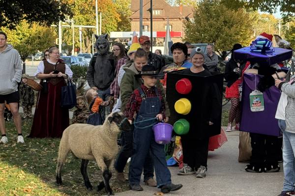 Kids fill Downtown Morris Thursday for Downtown Trick-or-Treat