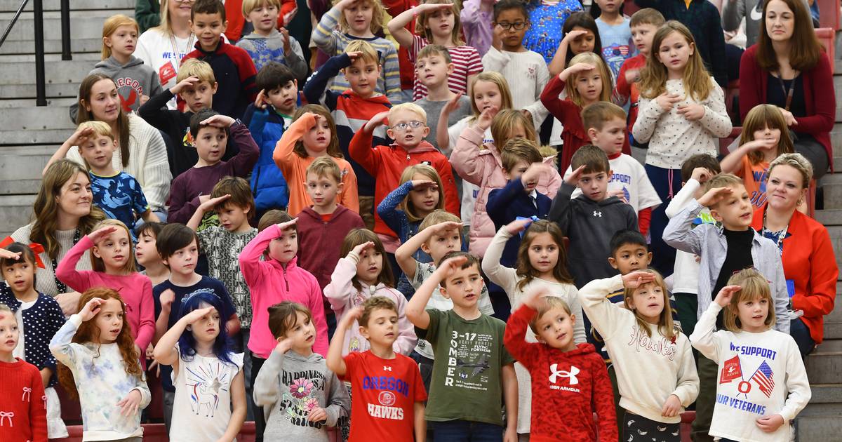 Oregon School District, VFW pay tribute to veterans