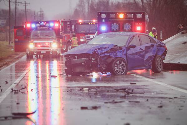 5 injured in crash near Marengo that shut down portion of Route 23
