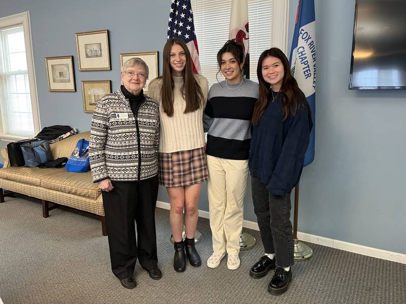 The Fox River Valley chapter of the National Society of Daughters of the American Revolution held its annual Student Award Reception Saturday, March 18, 2023 at First Congregational Church of Crystal Lake.