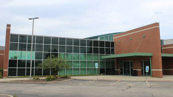 Crystal Lake Park District says no to buying closed Northwestern fitness center