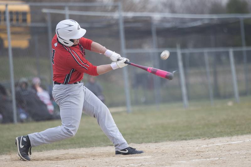 Amboy’s Dillon Merriman drives it deep but for an out against Oregon Thursday, March 21, 2024 in Oregon.