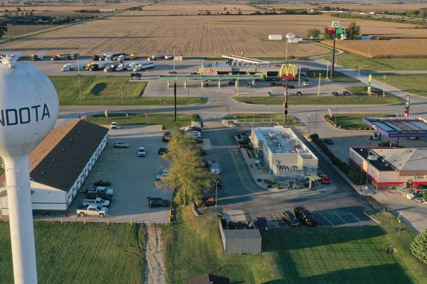 Heritage Tractor plans Christmas event Dec. 16 in Mendota