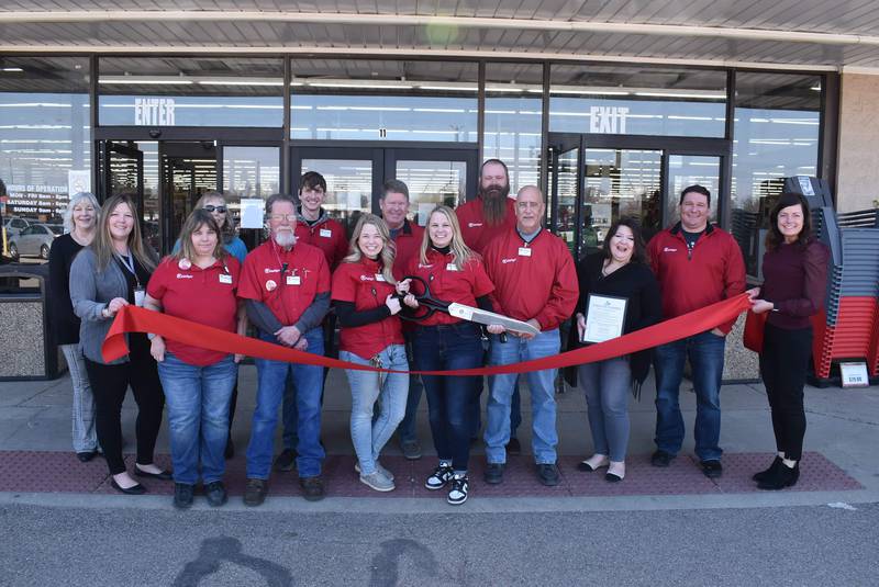 Runnings celebrated its grand opening Thursday, March 21, 2024, with a ribbon cutting ceremony conducted by the Streator Chamber of Commerce. Picutred are (from left) Dana Stillwell (Chamber Board), Runnings employees, Mayor Tara Bedei, Courtney Levy (Streator Chamber), (back) Karen Karpati (Chamber Board) and Judy Booze (Chamber ambassadors).