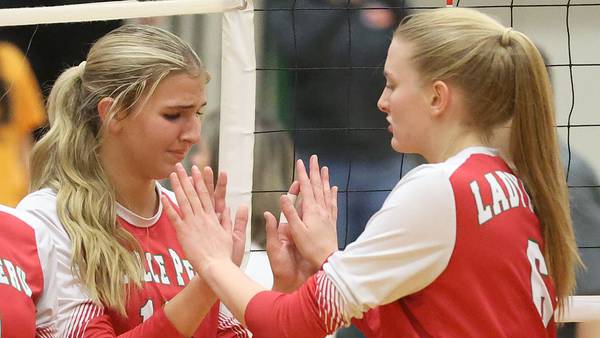 L-P dominates first set, but loses to Washington in sectional final