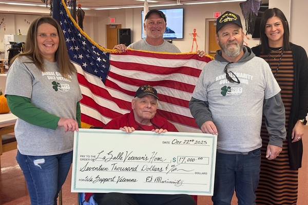 Mort’s Pub golf outing raises $17,000 for Illinois Veterans Home