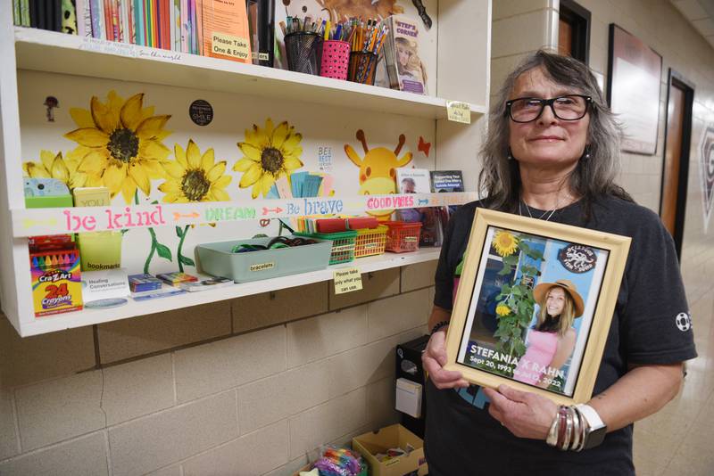 Longtime Glen Ellyn resident and Glenbard East staff member Xris Rahn worked to establish a new nook of mental health, stress-relief and relaxation activities called Stef’s Corner, named in memory of her daughter Stef Rahn.