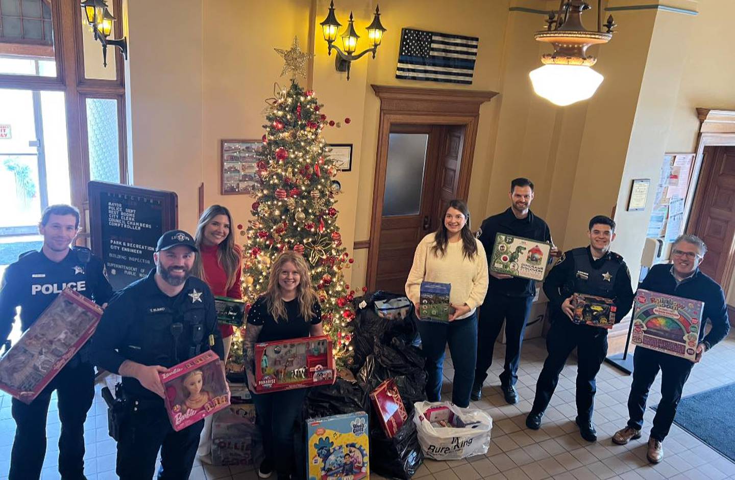 Shaw Local Radio completed its Christmas Cheer Toy Drive with the help of sponsors Eureka Savings Bank, Schimmer Ford of Peru, Debo Ace Hardware and Hy-Vee. Toys were delivered to La Salle Police Department to be distributed to local children.