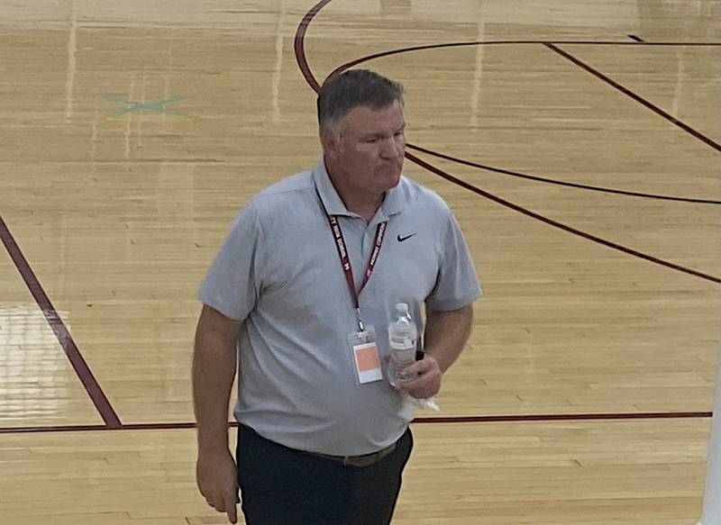 First-year Morris girls basketball coach Mike Lutz and his team reached the semifinals at the 2024 Morris Ladies Shootout.