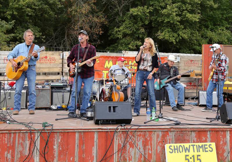 The Silver Creek Band performs at Kuiper’s Pumpkin Farm and Apple Orchard in Maple Park on Saturday, Sept. 24, 2022.